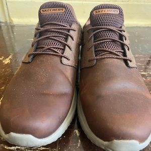 Sketchers Men’s Brown Leather Slip on Shoes